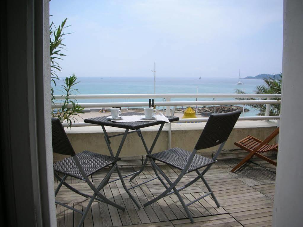 Le Marina B La Ciotat Exterior photo